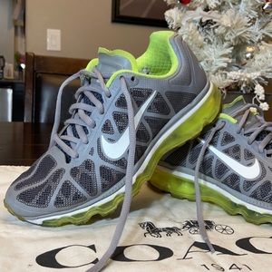 Nike Airmax+ Women’s 2011. Size 7. : Wolf Grey / White-Volt-Dark Grey.